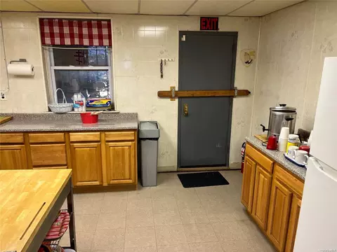 70-33 45th Ave, NY 11377