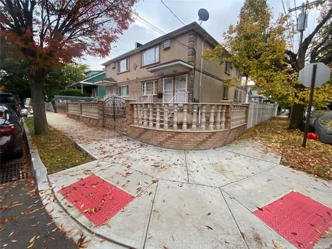 119-26 153 St, NY 11434