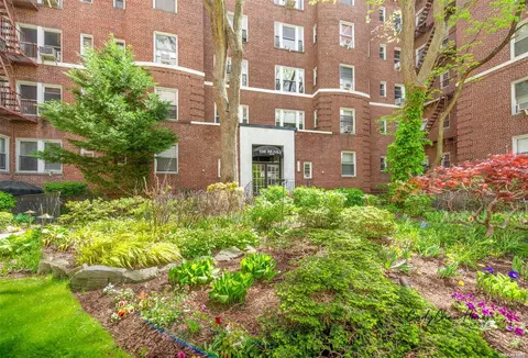 69-09 108th #503, NY 11375