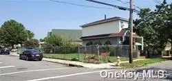 Dennis Street, New York, NY 11434