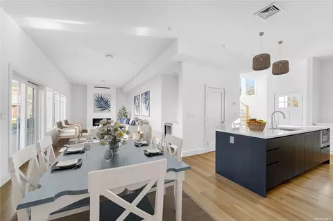 68 Foster Ave #11, Hampton Bays, NY 11946