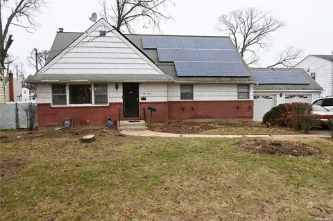 23 Carolina Ave, Hempstead, NY 11550