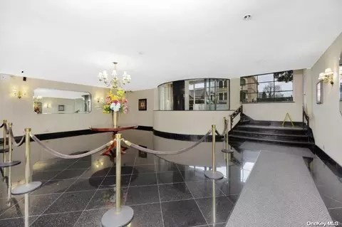 143-50 Hoover Ave #308, Jamaica, NY 11435