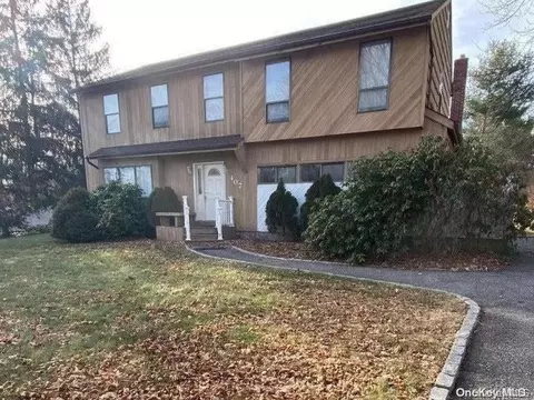 407 Townline Rd, Commack, NY 11725 photo 1