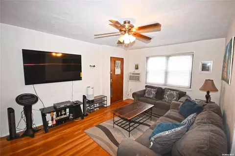 57-25 246th Crescent St #LL, Douglaston, NY 11362