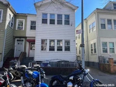 33 E 32nd St, Brooklyn, NY 11226 photo 1