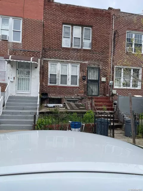 123-37 Inwood St #1, New York, NY 11436