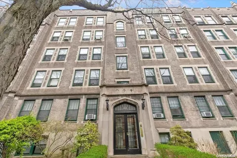 35-27 80th St #21, Jackson Heights, NY 11372