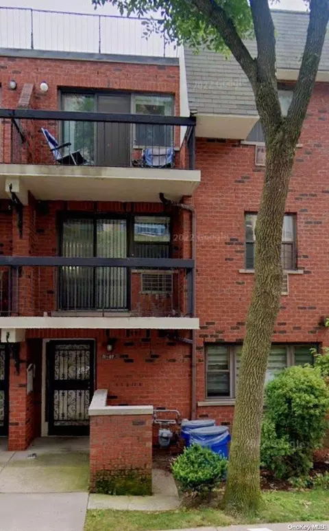 71-07 Park Ave #2, Fresh Meadows, NY 11365