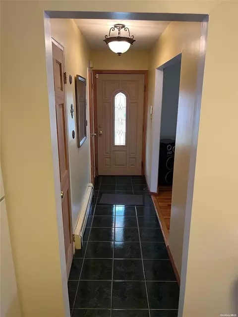 156 Juanita Ave, Freeport, NY 11520 photo 2