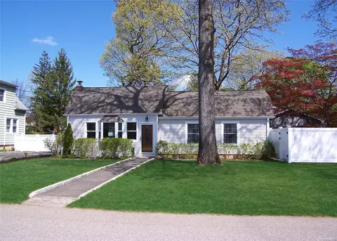 210 1st Ave, East Northport, NY 11731
