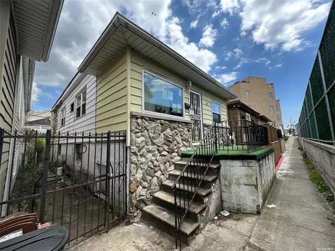7 Canda Ave, Brooklyn, NY 11235