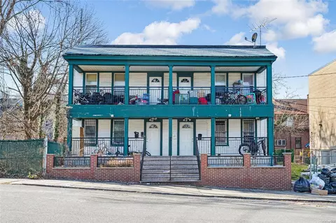 28 Kingsley Pl, Staten Island, NY 10301