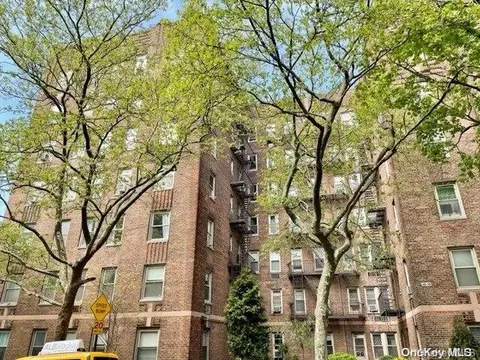 48-24 43 St #4F, Woodside, NY 11377