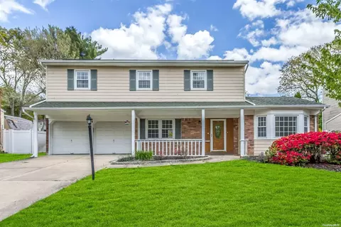 325 Elwood Rd, East Northport, NY 11731