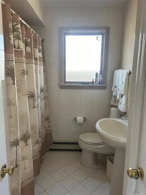 24-44 163rd St, New York, NY 11357 photo 8