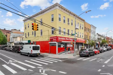 97-01 37th Ave, NY 11368