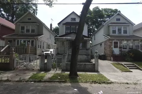 109-15 221st St, New York, NY 11429