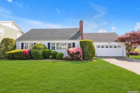 184 Broadway, Bethpage, NY 11714