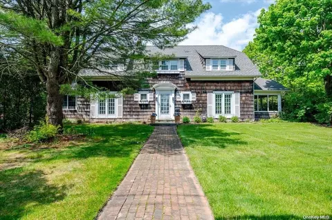 238 Bay Ave, Patchogue, NY 11772