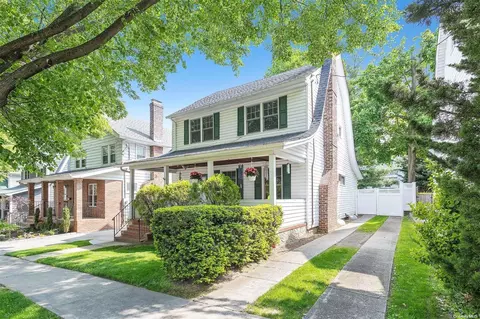 36-15 216 St, NY 11361