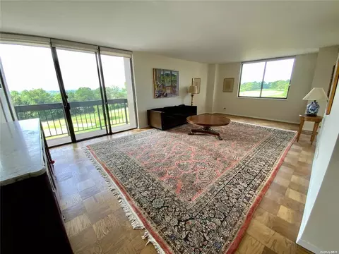 27010 Grand Central Pkwy #5O, Little Neck, NY 11362