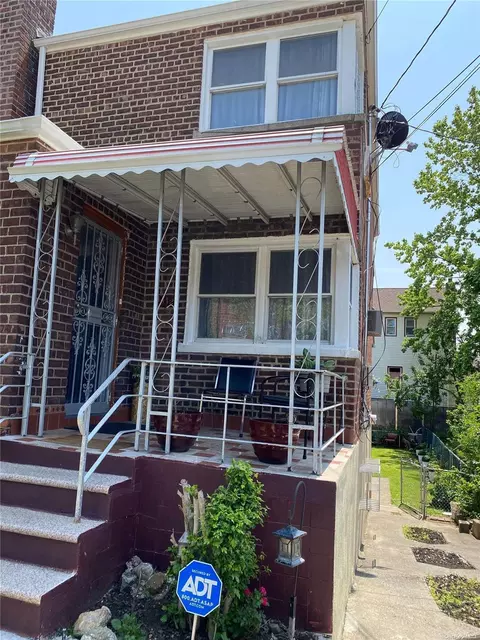 1412 Allerton Ave, NY 10469