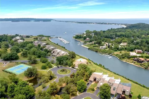 2 Lady Janes Way #2, Northport, NY 11768