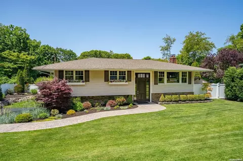 80 Eatons Neck Rd, Northport, NY 11768