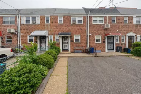 47-21 210 St, NY 11361