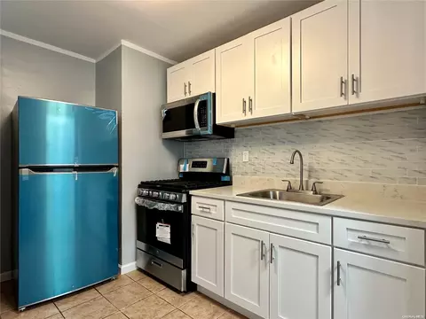 84-70 129th St #1V, NY 11415