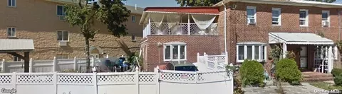 197-31 Carpenter Ave, New York, NY 11423