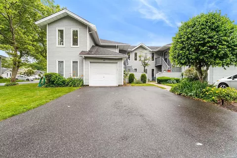 1202 Fenway Rd #1202, Saint James, NY 11780