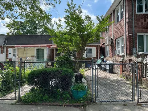 209-62 45th Rd, New York, NY 11361