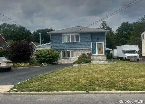 22 Sherman Ave, Bethpage, NY 11714