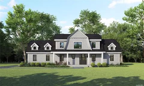 7 Happy Ln, Westhampton Beach, NY 11978