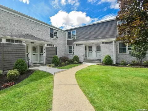 44 Glen Keith Rd # U, Glen Cove, NY 11542