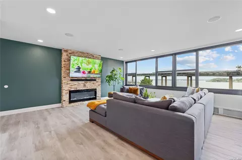 168-01 12 Ave #6D, New York, NY 11357