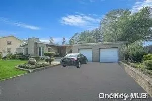 320 Commack Rd, Deer Park, NY 11729