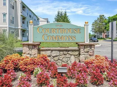 1228 Kirkland Ave #1228, Central Islip, NY 11722