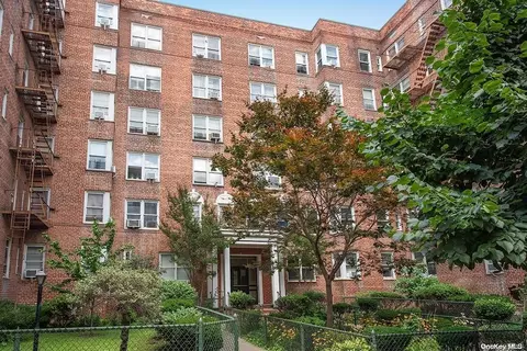 86-11 34th Ave #2E, New York, NY 11372