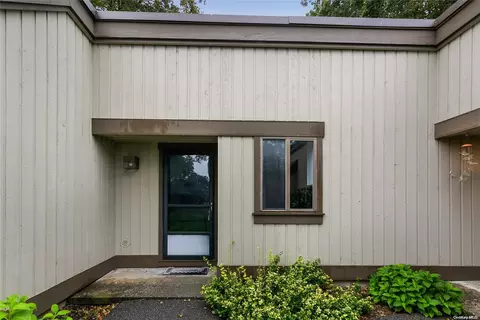 72 Heritage Hls #B, Somers, NY 10589