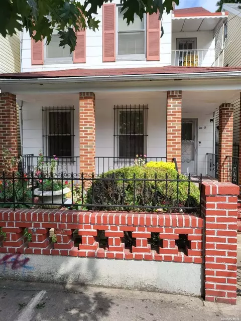 100-17 39 Ave, New York, NY 11368