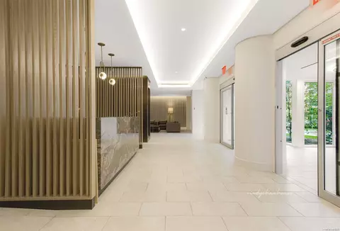 70-25 Yellowstone Blvd #7B, Forest Hills, NY 11375