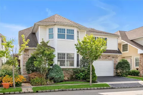 23 W Overlook #23, North Hempstead, NY 11050
