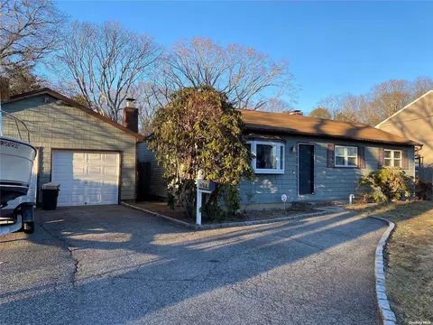 Undisclosed, Islip Terrace, NY 11752