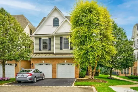 701 Equestrian Way #1, North Hempstead, NY 11590