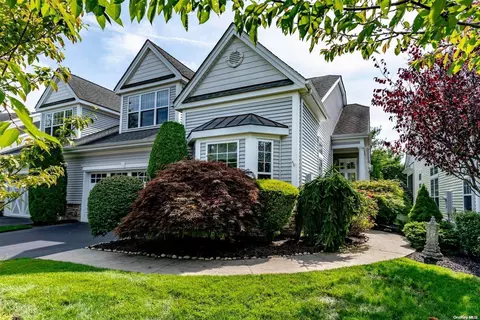 148 Crescendo #148, Eastport, NY 11941