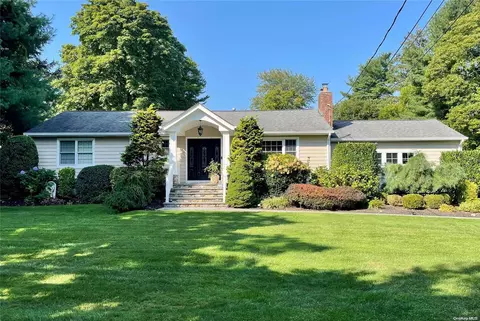91 Centerport Rd, Centerport, NY 11721