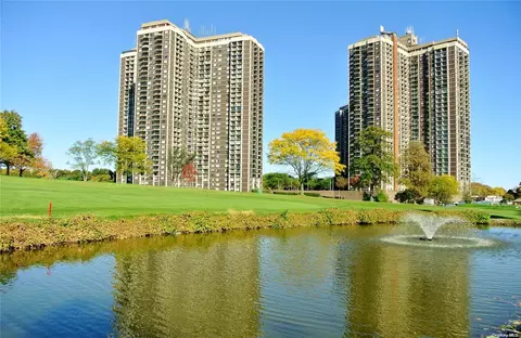 26910 Grand Central Pkwy #4G, New York, NY 11005